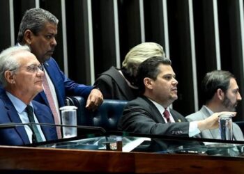Senado aprova o projeto que isenta do IR quem ganha até R$ 5 mil por mês