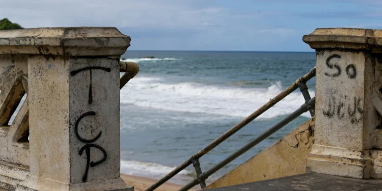 Nova lei determina multa de R$ 21 mil para quem pichar ‘CV’, ‘BDM’ e ‘TCP’ em Salvador