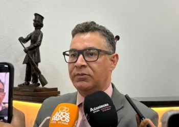 Reajuste de salários de prefeito, secretários e vereadores em Feira de Santana é suspenso por decisão do TJ-BA