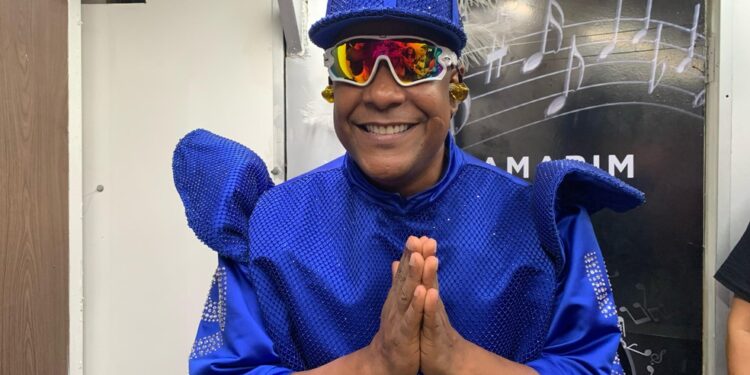 Marcio victor é internado e submetido a cateterismo após passar mal em Salvador