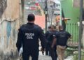 Um suspeito morre e mais de 30 são presos na Bahia em operação policial contra o Comando Vermelho