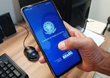 Casa do Trabalhador registra aumento no número de vagas em novembro e redução na busca por seguro-desemprego