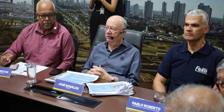 José Ronaldo destaca avanços na saúde e educação no balanço do Governo em 2025 e anuncia mais investimentos