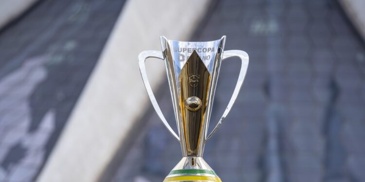 Supercopa entre Flamengo e Corinthians será no Mané Garrincha e tem data definida