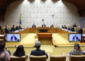 Quaest: avaliação positiva de STF e Câmara sobe; negativa é de 36%