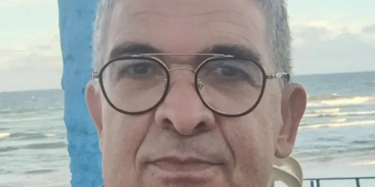 Médico legista é encontrado morto em casa na praia do Flamengo, em Salvador
