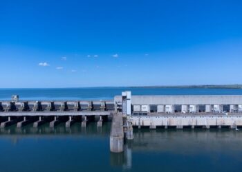 Conta de luz: Aneel rebaixa bandeira tarifária para verde em janeiro de 2026