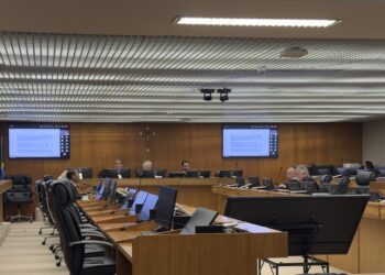 Justiça do DF acolhe recurso do MP do DF e torna Bruno Henrique, do Flamengo, réu por estelionato