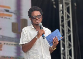 A reflexão que abre caminhos: por que lemos e escrevemos? – Lançamento de Elos, de Jocivaldo dos Anjos, emociona público na III FLIAC