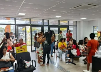 APLB cobra cumprimento de acordo e atualização da tabela salarial; Secretário diz aguardar definição financeira