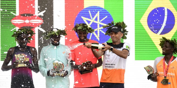 Tanzaniana e etíope são campeões da São Silvestre 2025; brasileiros terminam em terceiro