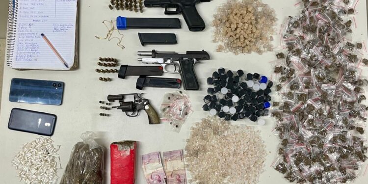 Dois homens morrem após confronto com policiais militares durante operação em Salvador