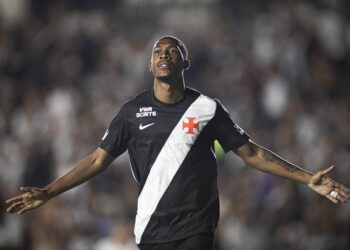 Vasco encaminha venda para o Bournemouth, da Inglaterra, e Rayan não encara o Flamengo