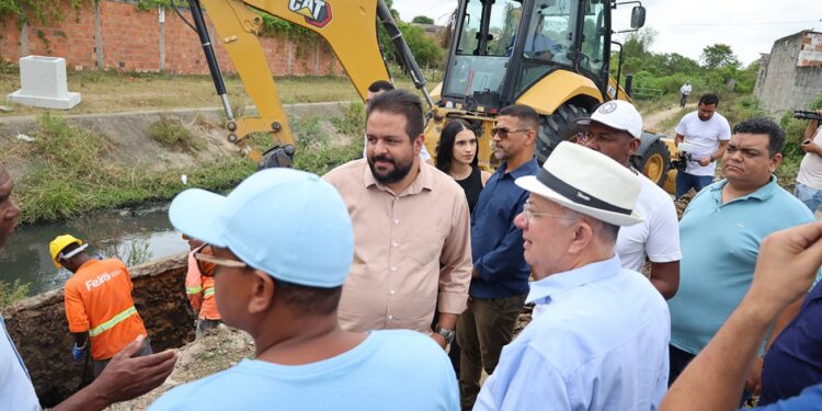 Bairro Aviário passa a contar com novo pontilhão para facilitar acessibilidade de transeuntes