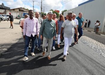 Bairro Conceição ganha pavimentação asfáltica nas ruas Gameleira e Colina de Goiás