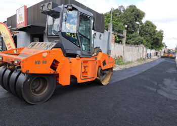 Prefeitura de Feira inicia 2026 intensificando manutenção de ruas e estradas