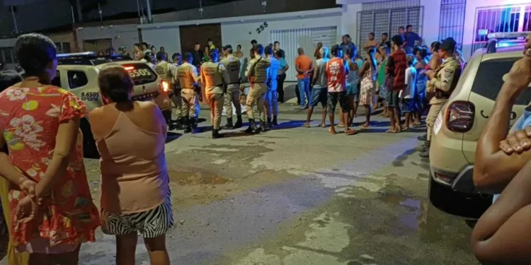 Adolescente é morto com cinco tiros no Sitio Matias