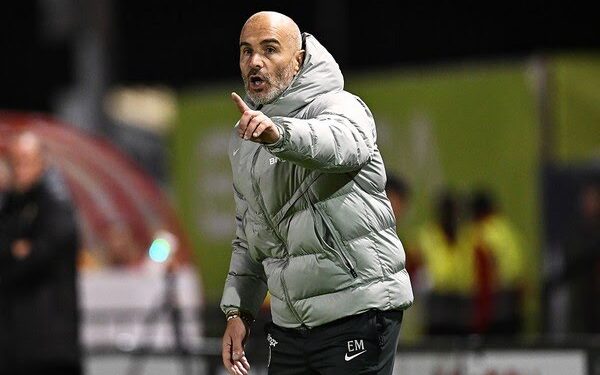 Chelsea anuncia saída do técnico Enzo Maresca