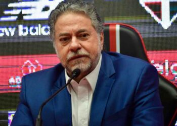 Conselho do São Paulo aprova impeachment do presidente Julio Casares