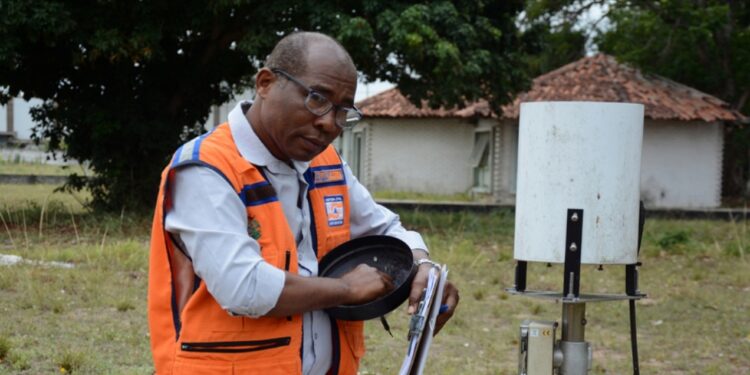 Defesa Civil monitora previsão de chuvas e mantém alerta em Feira de Santana