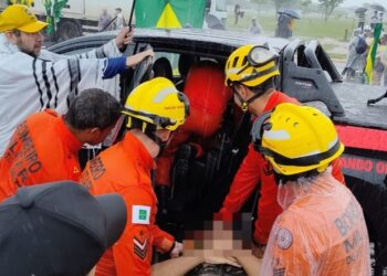 Raio atinge área central de Brasília e 24 são levados a hospitais; grupo aguardava marcha de apoiadores de Bolsonaro