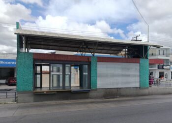 Prefeitura inicia reforma das estações do BRT nas avenidas João Durval e Ayrton Senna