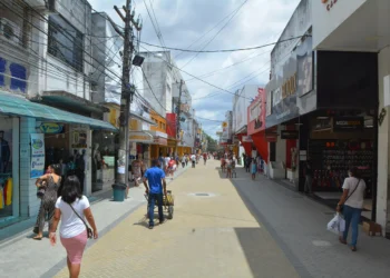 Confira como fica o funcionamento do comércio de Feira no Carnaval