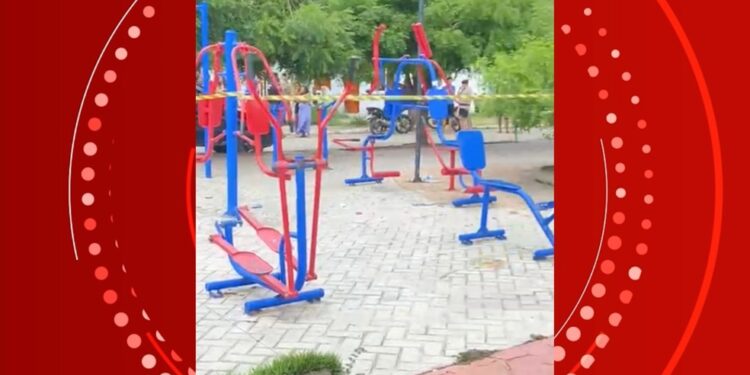 Homem é morto e outras cinco pessoas ficam feridas em ataque a tiros em praça na Bahia; crianças estão entre as vítimas