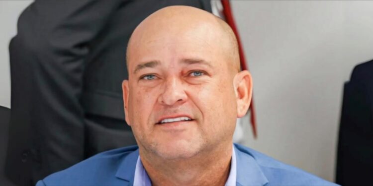 Binho Galinha indica emendas impositivos ao orçamento a mais três cidades