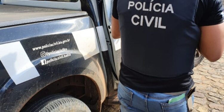 Babá é presa suspeita de violentar criança de 3 anos em Feira de Santana