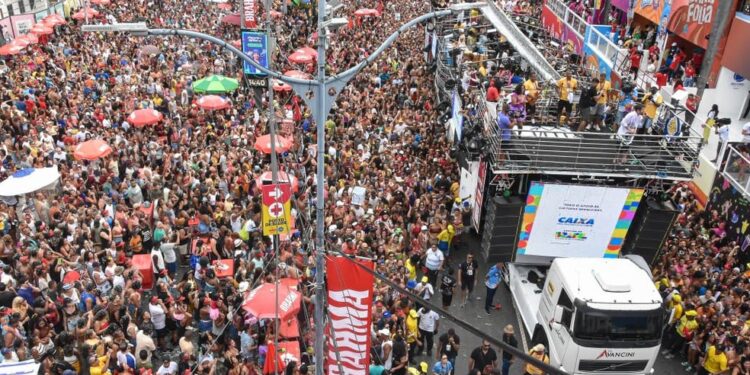 Carnaval de Salvador terá um dia a mais de folia em 2027; confira programação