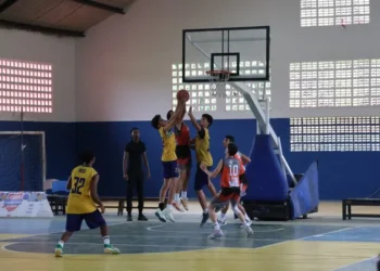 Lei cria programa “Escola Aberta” para uso de espaços escolares nos fins de semana em Feira de Santana