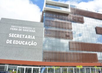 Provas do concurso público com mil vagas para professor acontecem neste domingo (8)