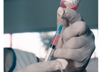 Vacina contra a raiva segue disponível durante todo o ano na Unidade de Controle de Zoonoses