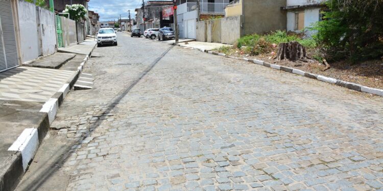 15 ruas do bairro Caseb serão contempladas com pavimentação