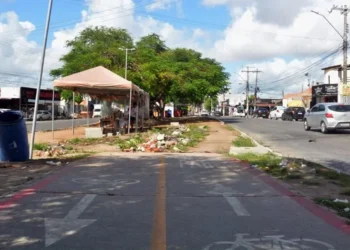 Comerciantes e confeiteiros passam a atuar em novo espaço na Avenida Fraga Maia