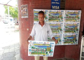 Projeto Goleando a Fome promove uma bela partida de futebol entre Fluminense e Flamengo no Jóia da Princesa