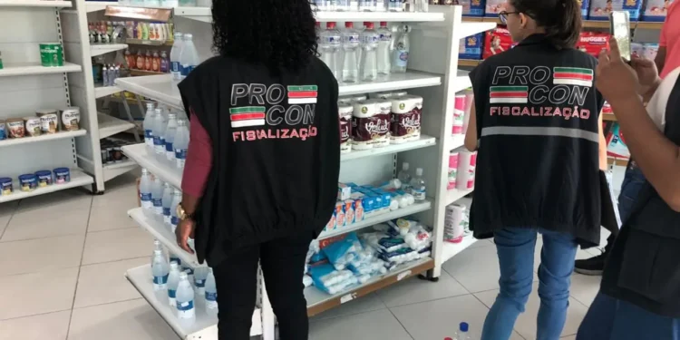 Procon intensifica fiscalização em farmácias de Feira de Santana e encontra irregularidades em estabelecimentos