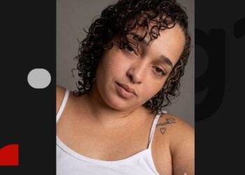 Mulher morre após receber soco de homem e bater cabeça no chão na Bahia