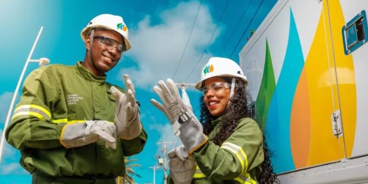 Neoenergia Coelba abre mais de 200 vagas para Escola de Eletricistas e faz mutirões com inscrições presenciais