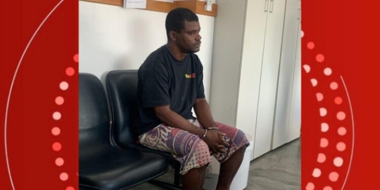 Suspeito de matar mulher a facadas é preso em Feira de Santana