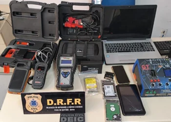 Operação Chave Mestra prende nove investigados por esquema de subtração de veículos