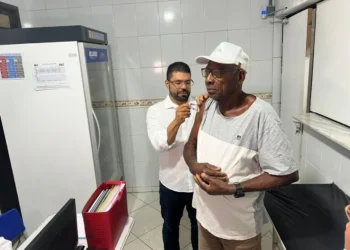 Com meta de mais de 300 mil pessoas imunizadas, Feira de Santana antecipa campanha contra gripe