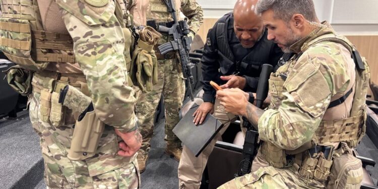 PM e mais 8 são presos suspeitos de esquema que copiava chaves e roubava carros de locadoras