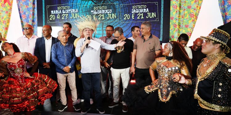 Alceu, Paula Fernandes, Alcymar Monteiro, Flávio José e Raça Negra animarão o Arraiá de Feira