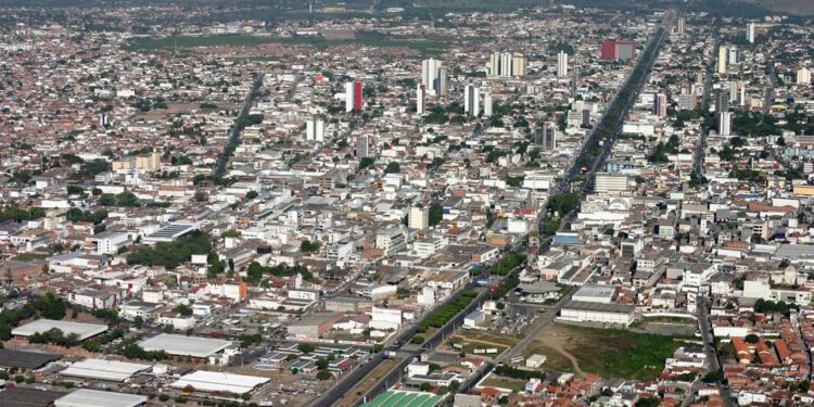 Feira registra geração de empregos três vezes superior ao mesmo período do ano passado