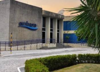 Lei que estabelece tempo máximo de espera em unidades da Embasa em Feira de Santana é promulgada