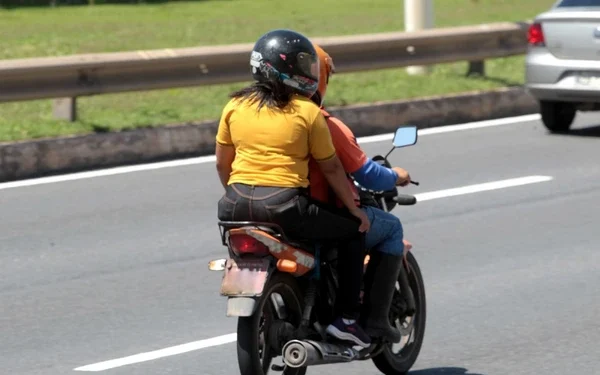 Nova regra para capacetes de motociclistas passa a valer em 1º de julho; veja o que muda