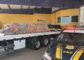 PRF apreende quase 2 toneladas de maconha em teto de caminhão frigorífico na Bahia