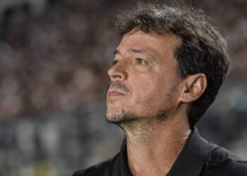 Corinthians acerta a contratação de Fernando Diniz